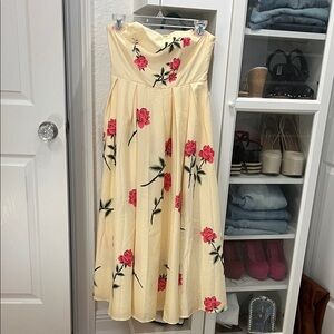 Floral Strapless Dress with Pink Roses